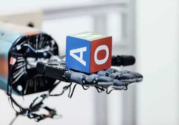 AI竞赛升级！谷歌承诺向“OpenAI劲敌”Anthropic投资20亿美元